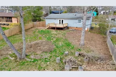 327 Heather Court, Asheville, NC 28804 - Photo 5