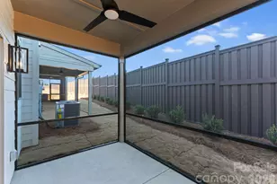 812 Garringer Pl, Charlotte, NC 28208 - Photo 19