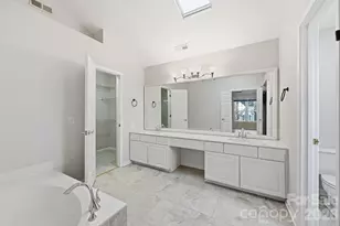 6217 Oak Cove Ln, Charlotte, NC 28269 - Photo 31