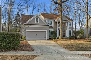 6217 Oak Cove Ln, Charlotte, NC 28269 - Photo 3
