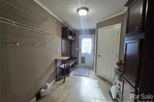 703 Garren Creek Rd, Fairview, NC 28730 - Photo 23