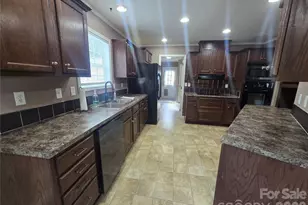 703 Garren Creek Rd, Fairview, NC 28730 - Photo 17