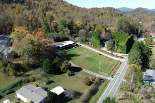 703 Garren Creek Rd, Fairview, NC 28730 - Photo 11