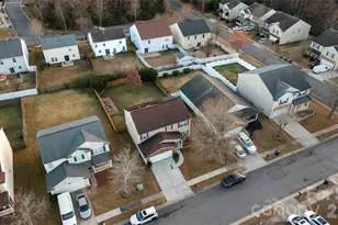 4719 Mortonhall Rd, Charlotte, NC 28215 - Photo 3