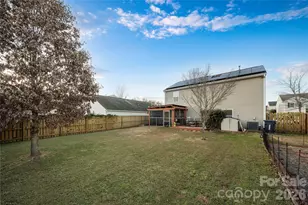 4719 Mortonhall Rd, Charlotte, NC 28215 - Photo 31