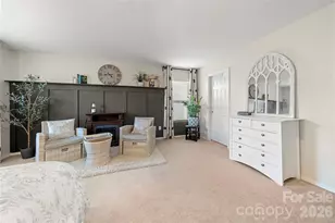 4719 Mortonhall Rd, Charlotte, NC 28215 - Photo 21