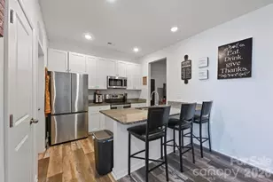 609 N Mulberry St, Statesville, NC 28677 - Photo 9