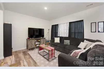 609 N Mulberry Street, Statesville, NC 28677 - Photo 5