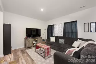 609 N Mulberry St, Statesville, NC 28677 - Photo 5