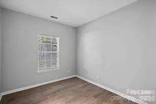 8413 Belstead Brook Ct, Charlotte, NC 28216 - Photo 9