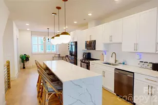 1025 Wesley Terrace Ave, Charlotte, NC 28208 - Photo 3