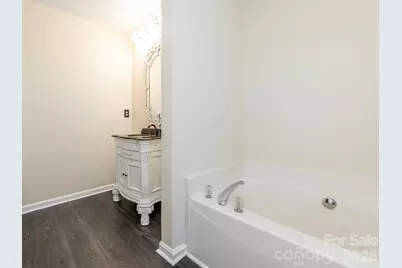 6203 Forest Pond Drive, Charlotte, NC 28262 - Photo 33