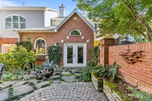 6029 Sharon Rd, Charlotte, NC 28210 - Photo 41