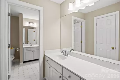 6029 Sharon Road, Charlotte, NC 28210 - Photo 37