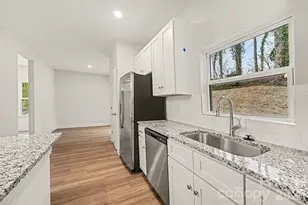 226 Oak Cir, Newton, NC 28658 - Photo 5