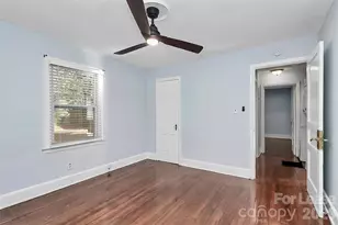 1105 Brookhurst Dr, Charlotte, NC 28205 - Photo 9