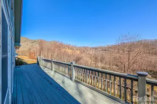 305 Majestic Mountain Dr, Burnsville, NC 28714 - Photo 15