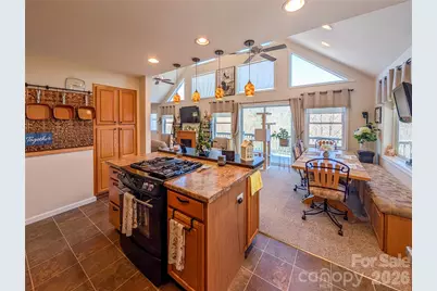 305 Majestic Mountain Drive, Burnsville, NC 28714 - Photo 21