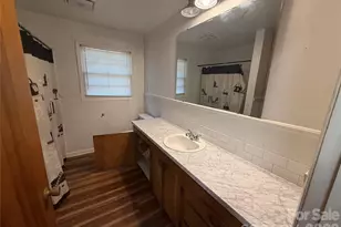 211 Austin St, Albemarle, NC 28001 - Photo 5