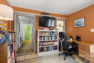 306 Costner Dr, Bessemer City, NC 28016 - Photo 17