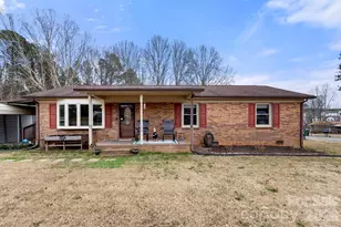 306 Costner Dr, Bessemer City, NC 28016 - Photo 3