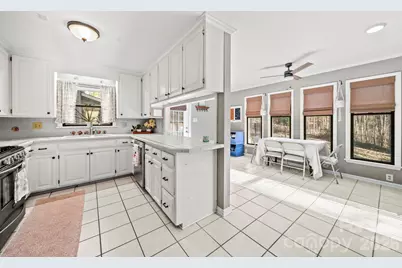 2530 Heritage Circle, Statesville, NC 28625 - Photo 23