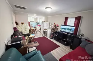 1009 Spann St, Shelby, NC 28150 - Photo 3