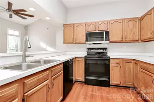 471 Runnymede Dr, Rock Hill, SC 29732 - Photo 25