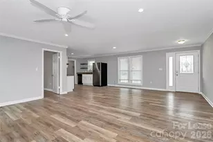 1406 Pleasant Plains Rd, Matthews, NC 28105 - Photo 3