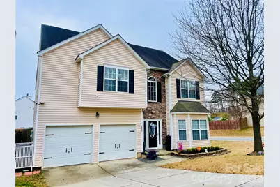 4435 Oakburn Drive, Charlotte, NC 28269 - Photo 1