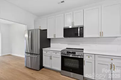 6917 Lenhart Drive, Charlotte, NC 28226 - Photo 15