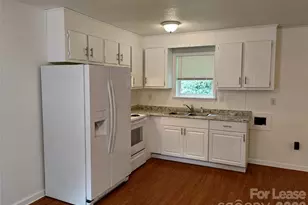 1039 Cleveland Ave, Gastonia, NC 28052 - Photo 3