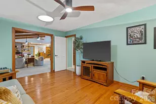 132 Camellia Way, Hendersonville, NC 28739 - Photo 21