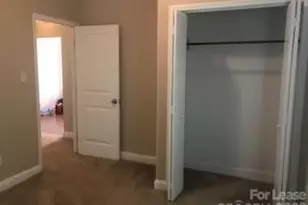 912 W 5th Ave, Gastonia, NC 28052 - Photo 7