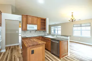 50 Clear Creekside Dr, Hendersonville, NC 28792 - Photo 11