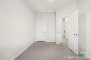 547 Nantahala Dr, Charlotte, NC 28211 - Photo 29