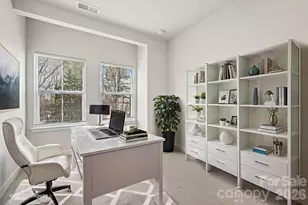 547 Nantahala Dr, Charlotte, NC 28211 - Photo 15