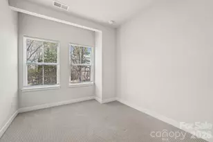 547 Nantahala Dr, Charlotte, NC 28211 - Photo 27