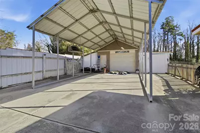 2410 Juniper Drive, Charlotte, NC 28269 - Photo 17