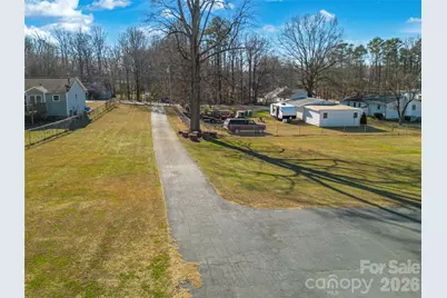 2410 Juniper Drive, Charlotte, NC 28269 - Photo 19