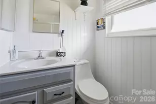 2410 Juniper Dr, Charlotte, NC 28269 - Photo 11