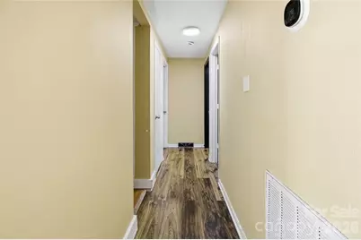 2410 Juniper Drive, Charlotte, NC 28269 - Photo 9