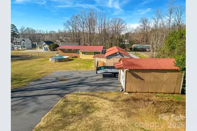 2410 Juniper Drive, Charlotte, NC 28269 - Photo 21