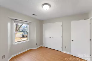 6101 Meadow Rose Ln, Charlotte, NC 28215 - Photo 23