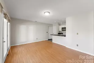 6101 Meadow Rose Ln, Charlotte, NC 28215 - Photo 7