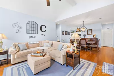 8579 Highland Glen Drive, Charlotte, NC 28269 - Photo 9