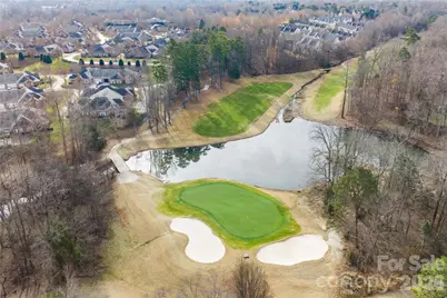 8579 Highland Glen Drive, Charlotte, NC 28269 - Photo 27