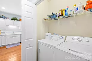 8579 Highland Glen Dr, Charlotte, NC 28269 - Photo 23