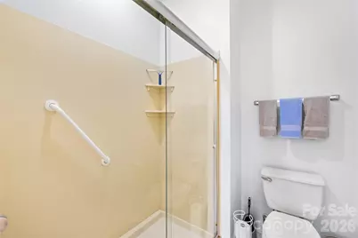 8579 Highland Glen Drive, Charlotte, NC 28269 - Photo 17