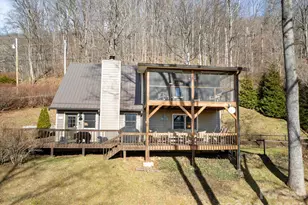 1954 Utah Mountain Rd, Waynesville, NC 28785 - Photo 5